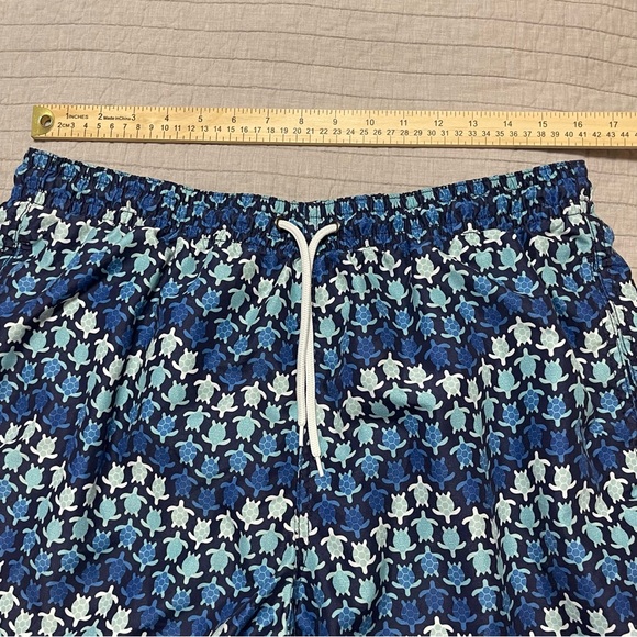 Trunks Surf & Swim Co Men's Blue Sano Turtle Printed Swim Trunks Size XL - Picture 3 of 11